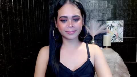 Jade online show from December 2024 06:22:01 PM