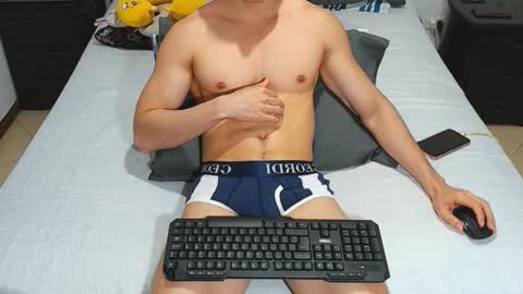 jahshot4 online show from November 2025 12:05:01 AM