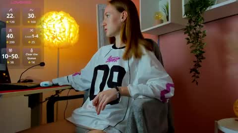 Snapshot of jaidii_ chatting on May 2026 01:43:02 PM Jeidi online show from May 2026 01:43:02 PM