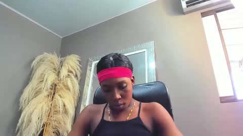 jailinashley online show from April 2026 09:02:02 PM