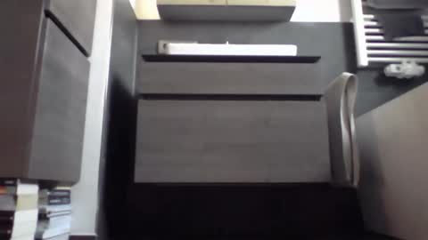 Snapshot of jak_81 chatting on April 2026 05:51:02 AM jak_81 online show from April 2026 05:51:02 AM