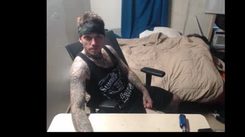 showingitoff online show from October 2025 07:15:02 PM