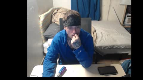 showingitoff online show from November 2025 01:19:02 AM