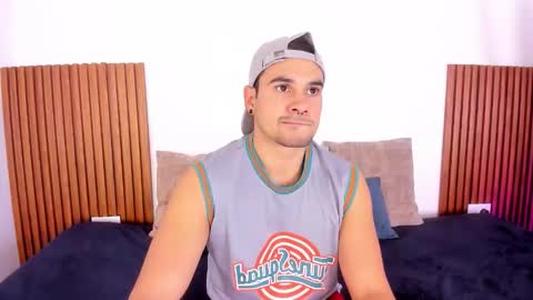 Jake  online show from December 2025 03:33:02 AM