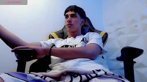 Snapshot of jake_tripp chatting on December 2024 08:34:02 AM jake_tripp online show from December 2024 08:34:02 AM