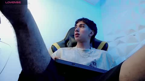 Snapshot of jake_tripp chatting on December 2024 08:16:01 AM jake_tripp online show from December 2024 08:16:01 AM