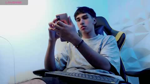 Snapshot of jake_tripp chatting on December 2024 04:27:02 AM jake_tripp online show from December 2024 04:27:02 AM