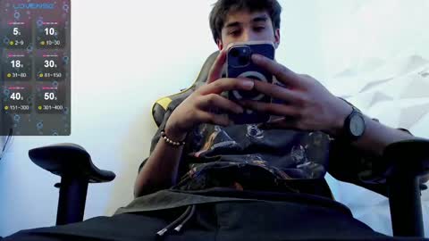 Snapshot of jake_tripp chatting on January 2025 03:52:01 AM jake_tripp online show from January 2025 03:52:01 AM