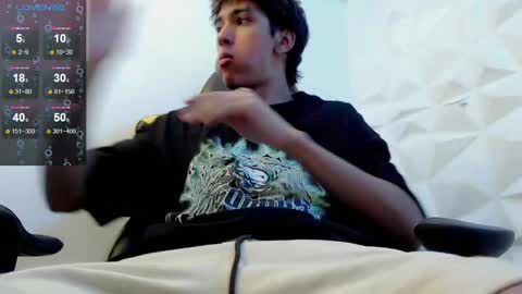 Snapshot of jake_tripp chatting on February 2025 03:19:01 AM jake_tripp online show from February 2025 03:19:01 AM