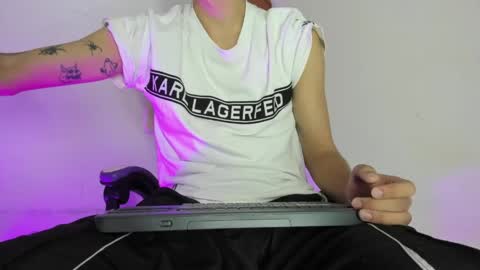 Snapshot of jake_tripp__ chatting on May 2026 11:54:01 PM jake online show from May 2026 11:54:01 PM
