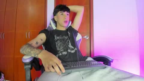 Snapshot of jake_tripp__ chatting on July 2026 02:16:01 AM jake online show from July 2026 02:16:01 AM