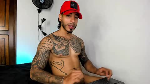 Santiago online show from January 2025 03:23:02 AM