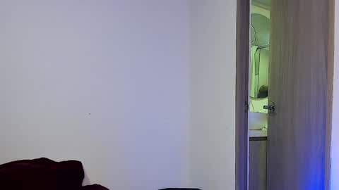 Santiago online show from February 2025 03:06:01 AM