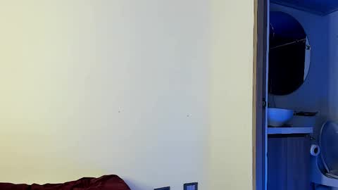 Santiago online show from February 2025 07:55:02 AM