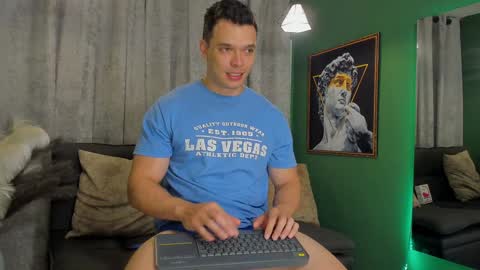 Snapshot of jakee_tyler chatting on February 2025 04:14:01 PM Jake Tyler online show from February 2025 04:14:01 PM