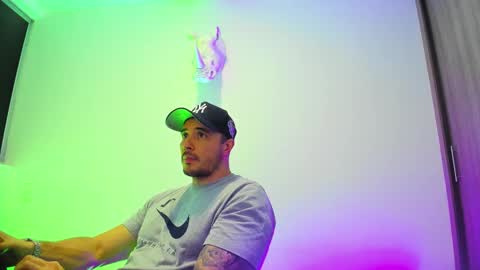 jakestone_1 online show from February 2026 01:11:01 AM