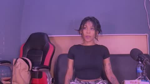 Snapshot of jamaicanbabex chatting on December 2024 12:39:02 PM jamaicanbabex online show from December 2024 12:39:02 PM