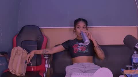 Snapshot of jamaicanbabex chatting on January 2025 10:24:02 AM jamaicanbabex online show from January 2025 10:24:02 AM