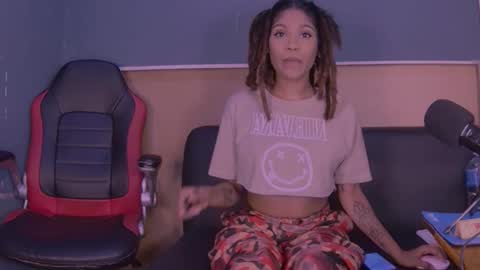 Snapshot of jamaicanbabex chatting on January 2025 09:40:01 AM jamaicanbabex online show from January 2025 09:40:01 AM