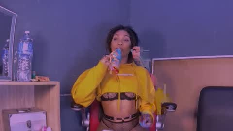 Snapshot of jamaicanbabex chatting on January 2025 01:49:01 PM jamaicanbabex online show from January 2025 01:49:01 PM