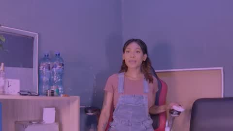 Snapshot of jamaicanbabex chatting on January 2025 10:38:02 AM jamaicanbabex online show from January 2025 10:38:02 AM