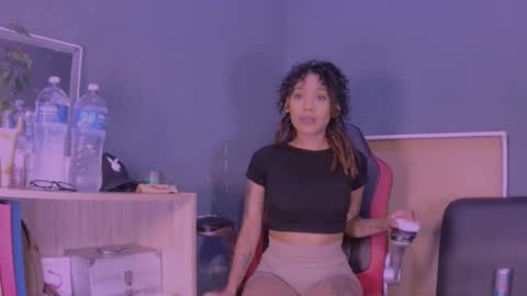 Snapshot of jamaicanbabex chatting on January 2025 11:03:01 AM jamaicanbabex online show from January 2025 11:03:01 AM