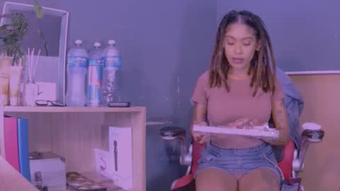 Snapshot of jamaicanbabex chatting on February 2025 06:59:01 PM jamaicanbabex online show from February 2025 06:59:01 PM