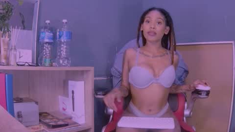 Snapshot of jamaicanbabex chatting on February 2025 01:45:02 AM jamaicanbabex online show from February 2025 01:45:02 AM