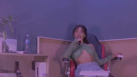 Snapshot of jamaicanbabex chatting on March 2025 04:08:02 AM jamaicanbabex online show from March 2025 04:08:02 AM