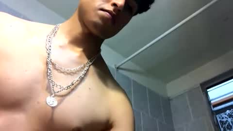 james2002og online show from November 2025 07:12:01 PM