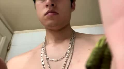 james2002og online show from December 2025 01:45:01 AM