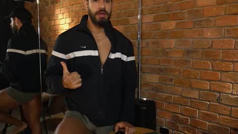 James Axel online show from October 2025 12:51:01 PM