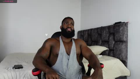 Snapshot of james_bbcmuscle chatting on June 2026 06:04:02 AM James BBC online show from June 2026 06:04:02 AM