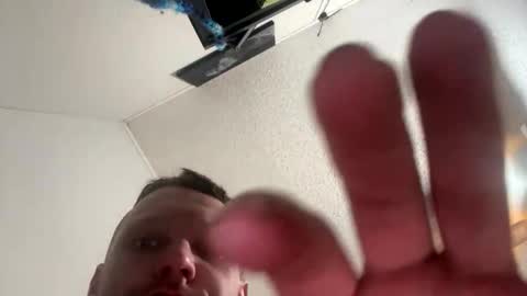 jamesdee91280641 online show from December 2025 04:56:01 PM