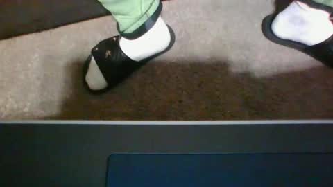 jamesh4 online show from January 2025 02:00:02 AM