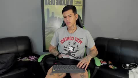 Jamesinked  online show from December 2024 03:53:02 PM