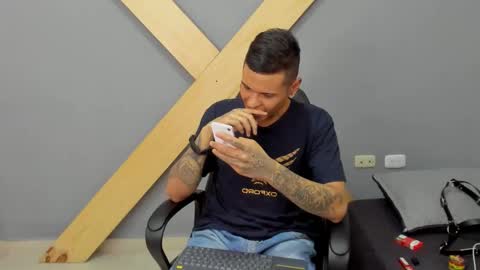 Jamesinked  online show from December 2024 09:44:02 PM