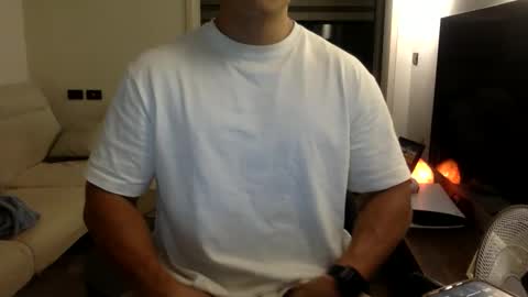 jamesmo820913 online show from November 2025 02:37:02 PM