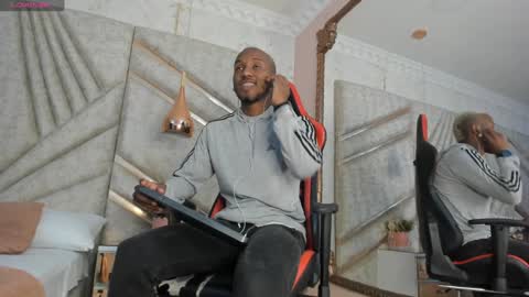 James  online show from February 2025 12:17:02 PM