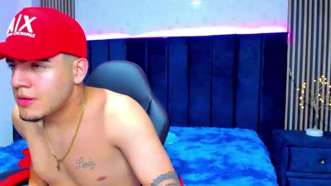 Jamezprada online show from September 2025 09:25:02 PM