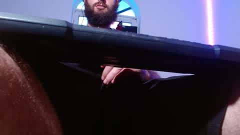 Jammes. online show from November 2025 07:48:02 PM