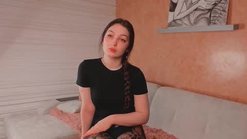 Janae online show from October 2025 02:14:02 PM