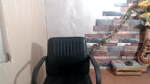 janaloveli online show from September 2025 08:10:01 PM