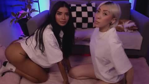 Snapshot of janehart_ chatting on November 2025 12:43:02 AM Jane online show from November 2025 12:43:02 AM