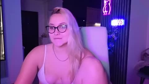 Jane online show from November 2025 04:49:01 PM