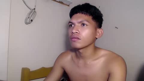 janlloyd04 online show from October 2025 07:03:02 AM