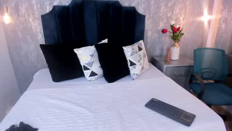 Janna  online show from April 2026 08:10:02 PM