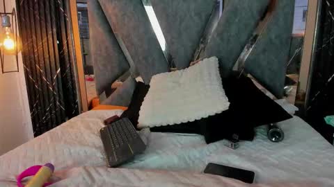 janna_a online show from March 2026 07:50:01 PM