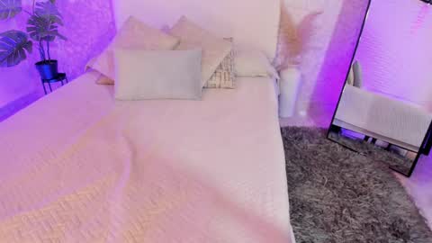 Snapshot of jannafoxx_ chatting on May 2026 07:08:01 PM online show from May 2026 07:08:01 PM