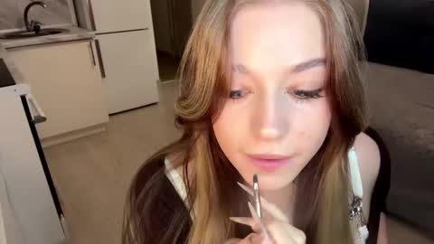 Janni online show from November 2025 08:41:01 PM